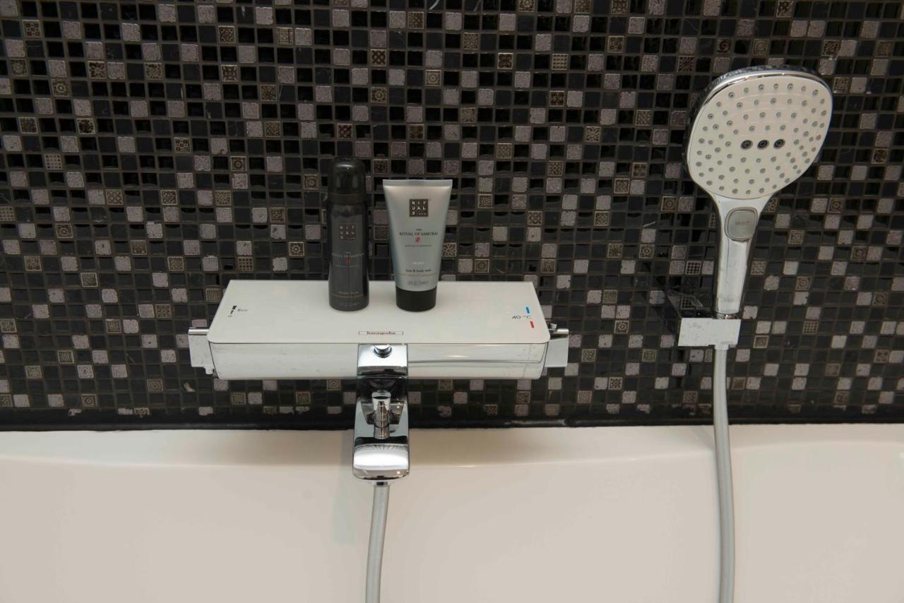 Studiobeerse Met Sauna Zwembad En Spa Apartman Kültér fotó