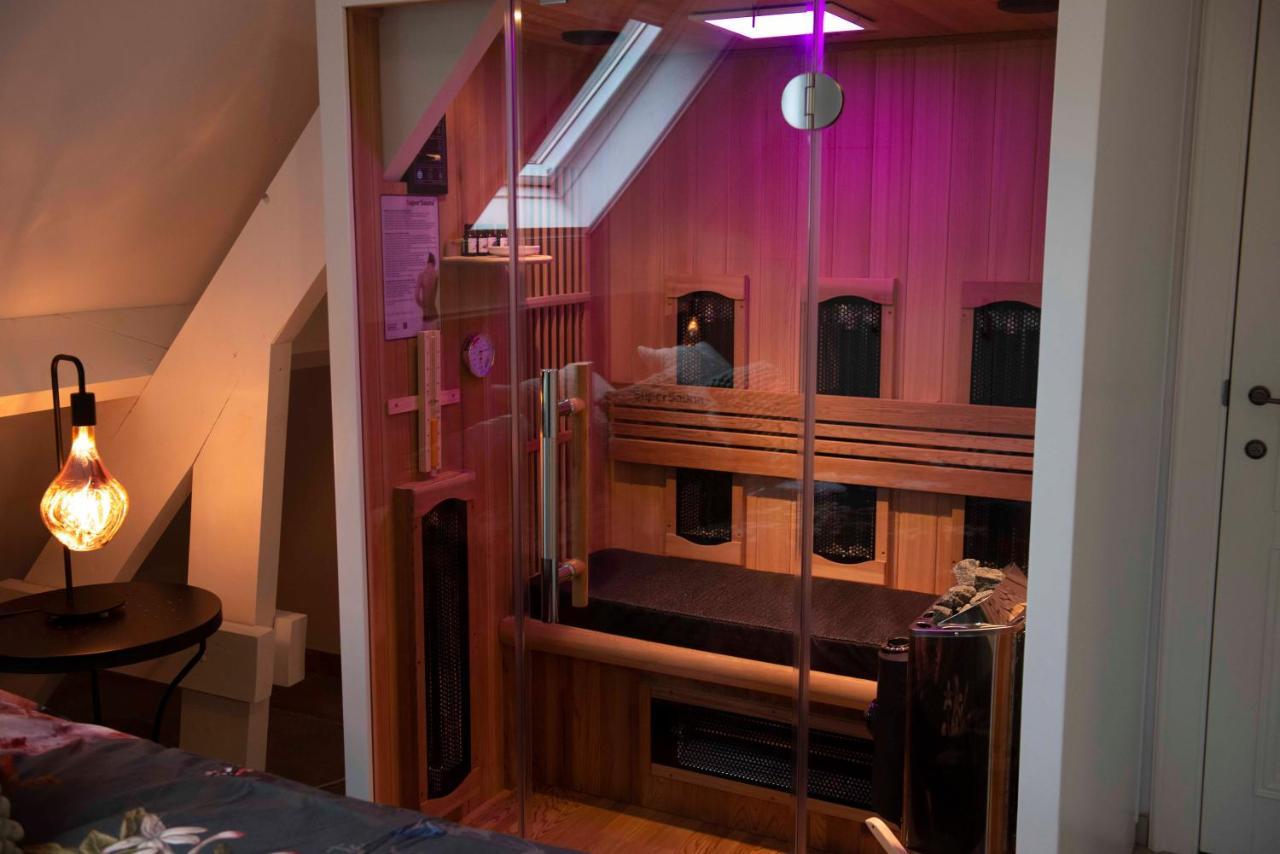 Studiobeerse Met Sauna Zwembad En Spa Apartman Kültér fotó